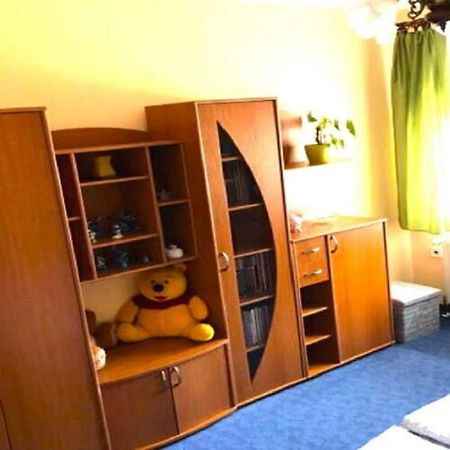 Sziszi nyaralóház Balatonszarszo Exterior foto